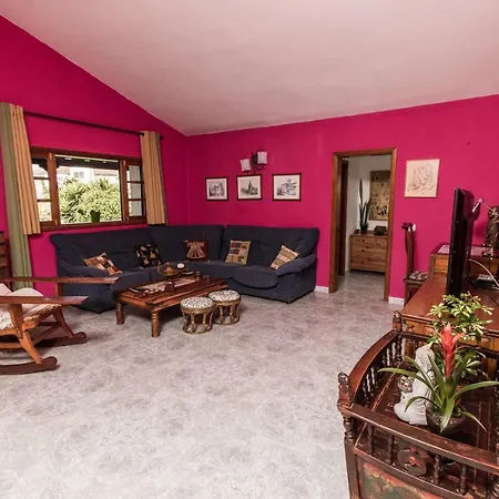Casa Nora Guime